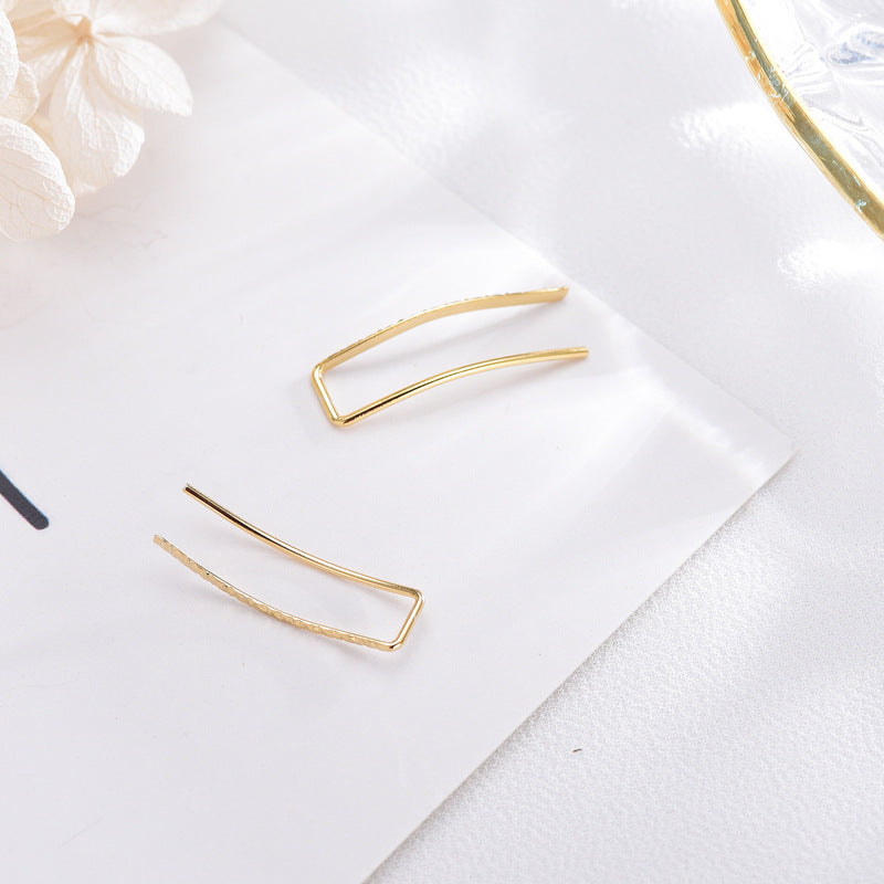 GettyGetty™ Handmade Hammered Gold Piercing Jewelery Earrings